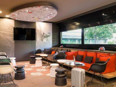 Ibis Ca' Granda Hotel 3*